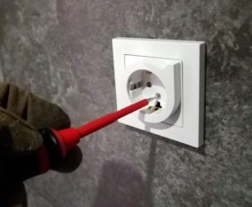 Услуга Установка розеток