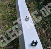 Окрашенная трубостойка с клипсами